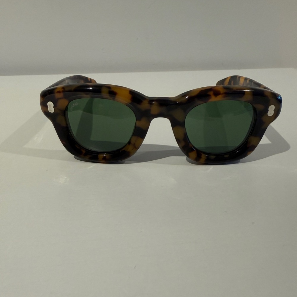 Akila - Apollo Inflated Tortoise Shell Sunglasses with Green Lenses
